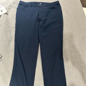 Lululemon ABC Classic-Fit Pant Warpstreme